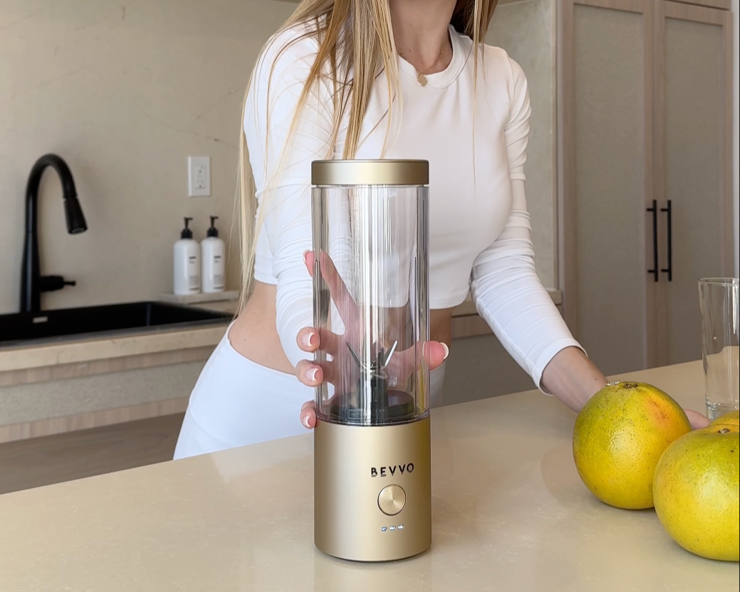 BEVVO | Blend, on the go.